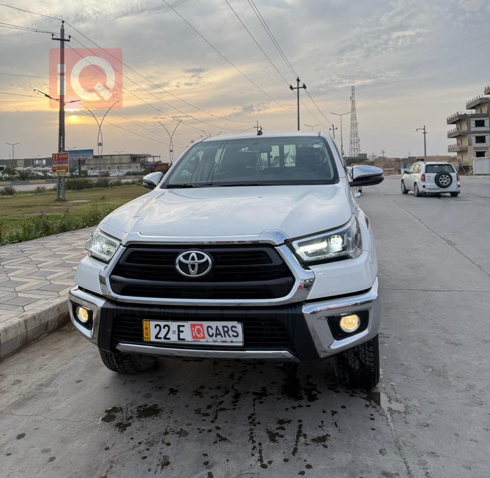 تويوتا هايلوكس